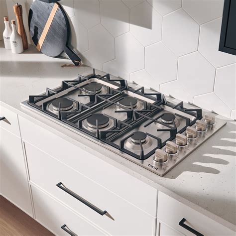 thor 36 gas cook top distance to hood